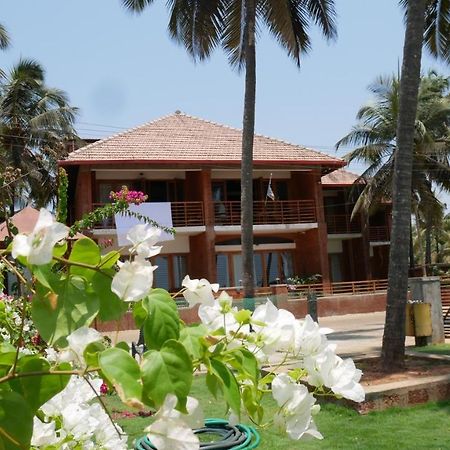 أودوبي Villa Malpe المظهر الخارجي الصورة